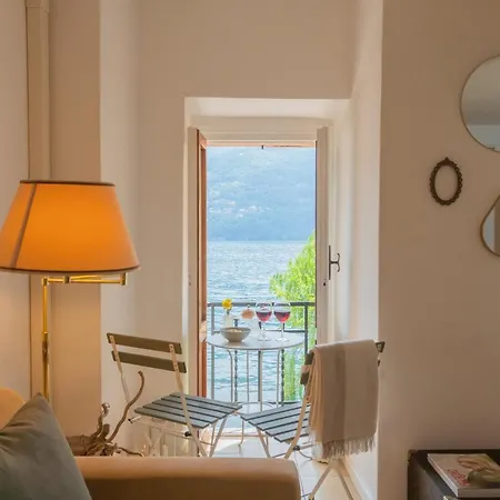 Il Porticciolo By Rent Appartamento Carate Urio
