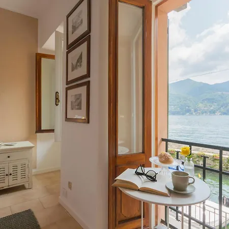 Апартаменты Il Porticciolo By Rent Carate Urio